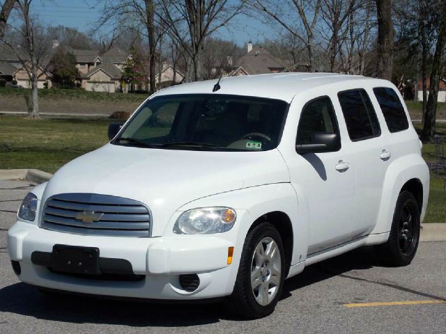 2008 CHEVROLET HHR LS white  all internet prices are reduced for cash cashiers check or same 