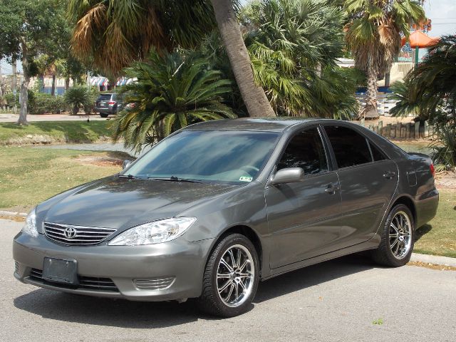 2006 TOYOTA CAMRY LE gray  all internet prices are reduced for cash cashiers check or same as