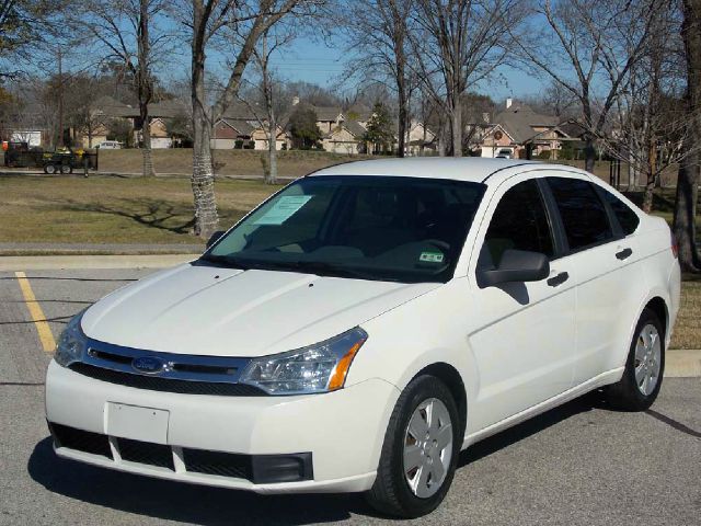 2009 FORD FOCUS S SEDAN white  all internet prices are reduced for cash cashiers check or sam