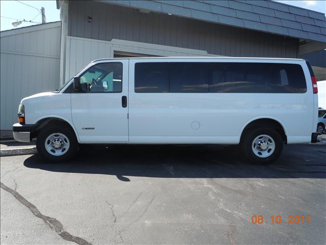 2005 Chevrolet Express - Columbia, MO