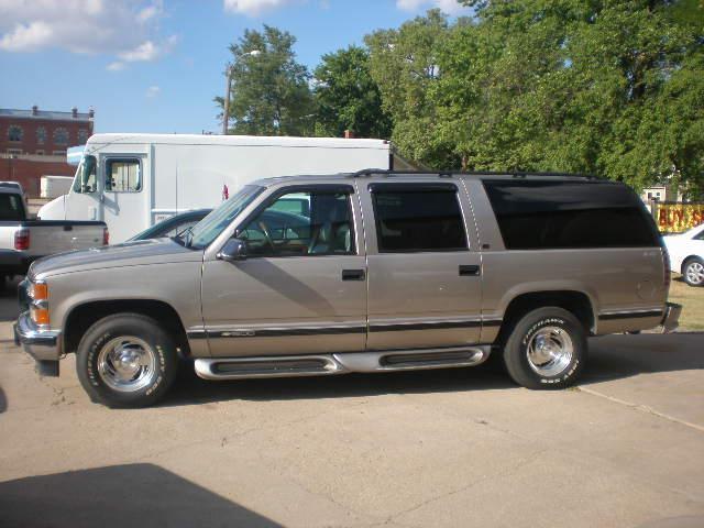 1999 Chevrolet Suburban for sale