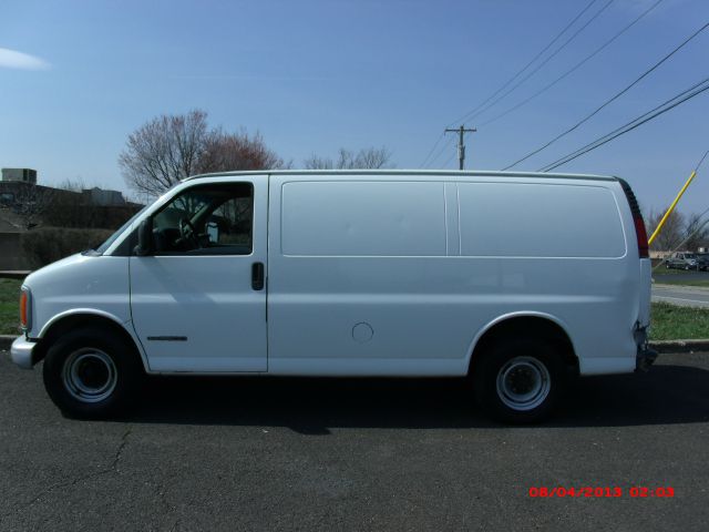 2001 GMC Savana