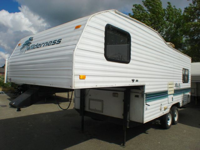 1996 FLEETWOOD WILDERNESS 21L5B