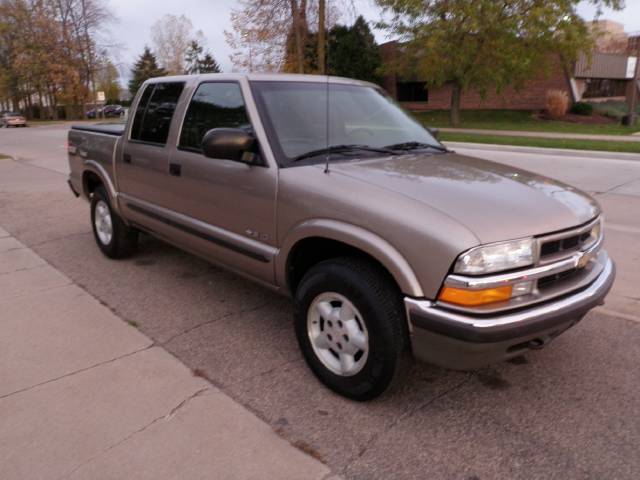 2002 Chevrolet S10 for sale