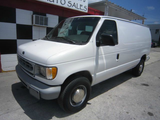 2000 Ford Econoline