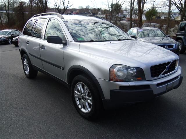 2004 Volvo XC90