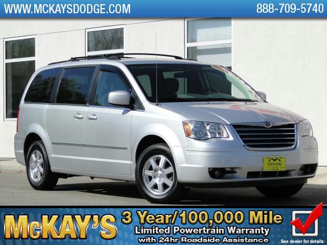 2009 Chrysler Town & Country for sale