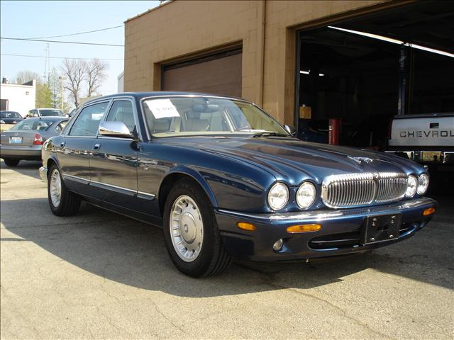 1998 Jaguar XJ8 for sale