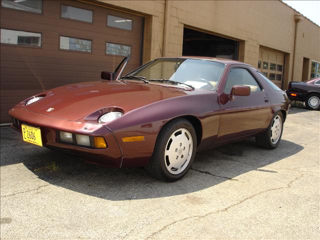 1984 Porsche 928 for sale