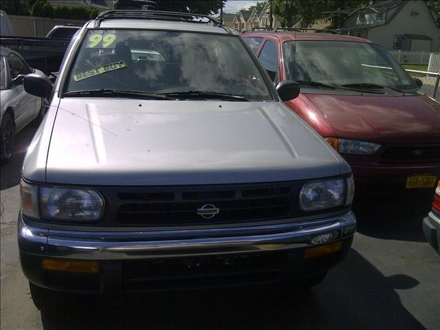 1999 Nissan Pathfinder for sale