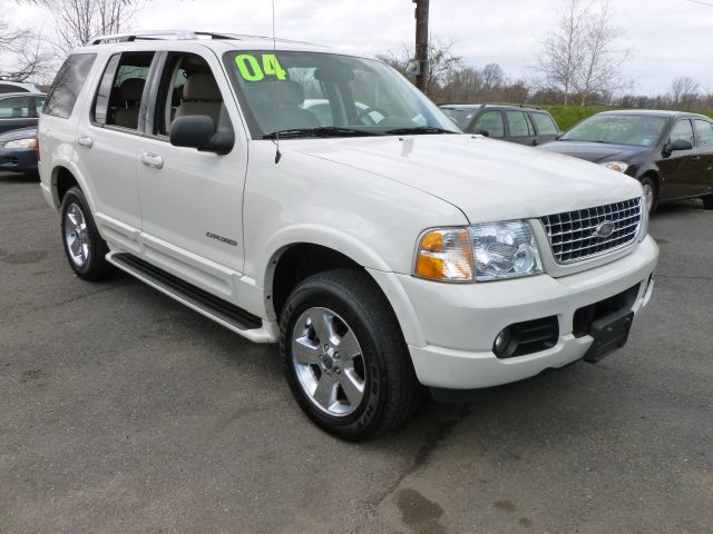 2004 Ford Explorer