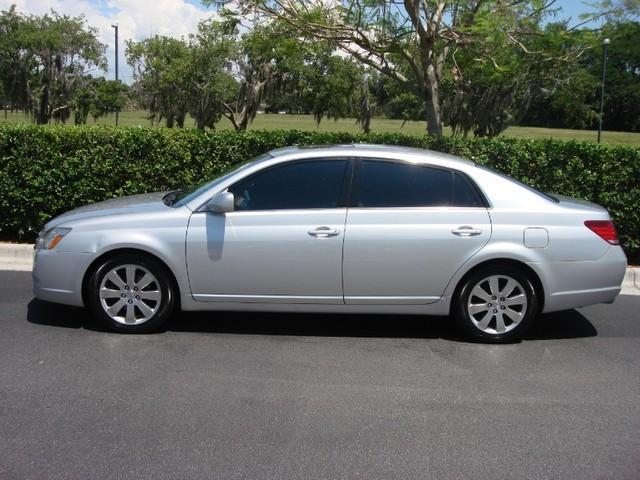 2005 Toyota Avalon for sale