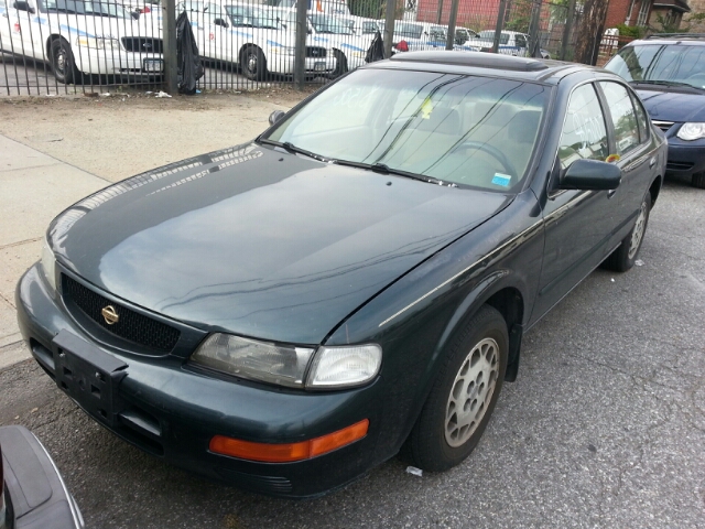 1995 Nissan Maxima