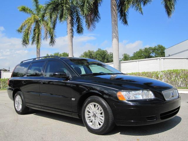 2005 Volvo V70 for sale