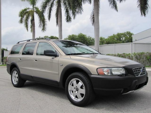 2003 Volvo V70 XC for sale