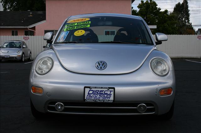 2000 Volkswagen New Beetle