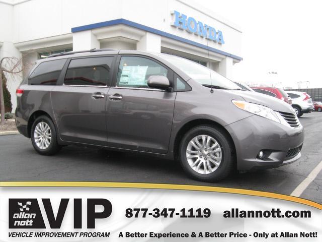 Tothego - 2013 Toyota Sienna_1