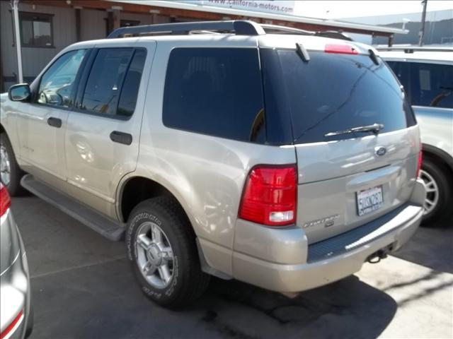2005 Ford Explorer