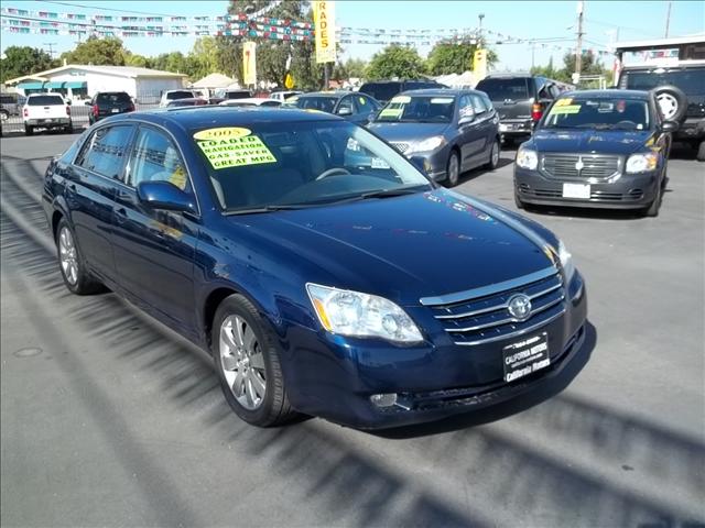 2005 Toyota Avalon