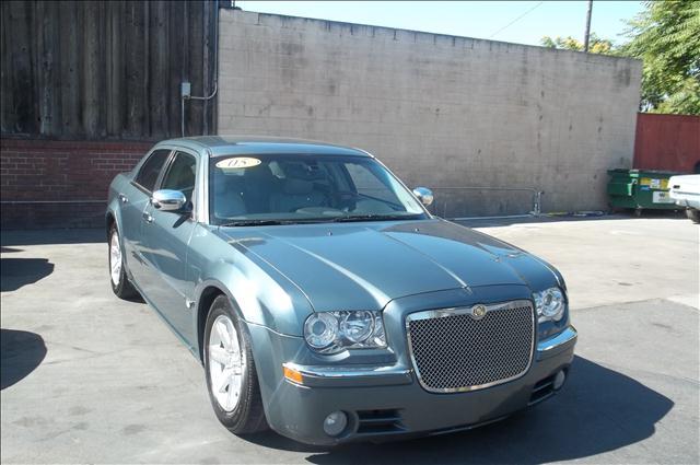 2005 Chrysler 300C