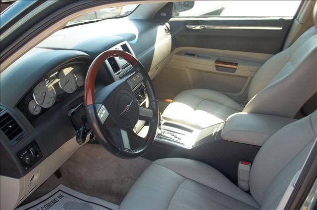 2005 Chrysler 300C