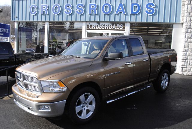 2011 DODGE RAM 1500 BIG HORN, gold, ...