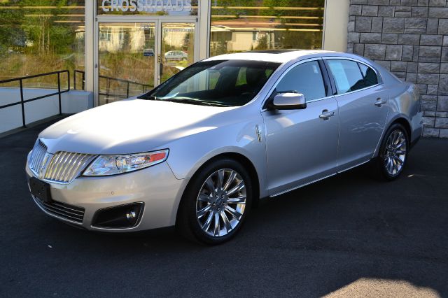 2011 Lincoln MKS