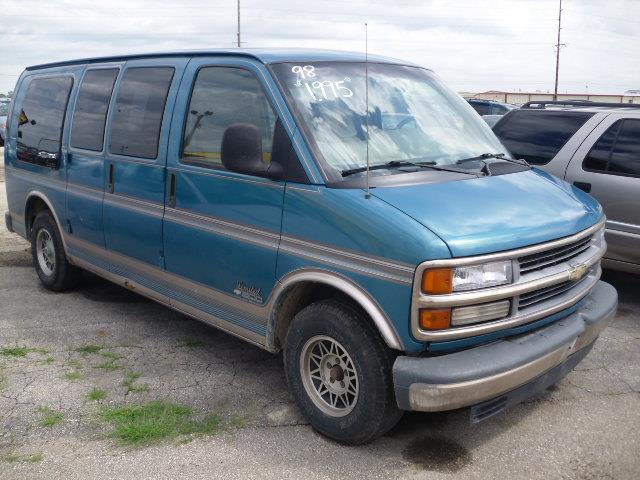 1998 Chevrolet G1500 - Marion, IA
