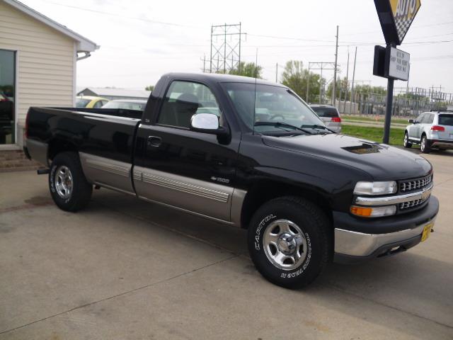 2000 Chevrolet Silverado 1500 - Marion, IA