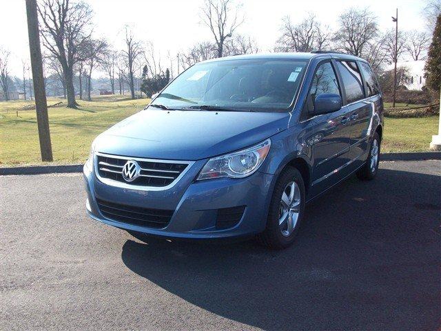 2011 Volkswagen Routan for sale