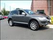 2010 Volkswagen Touareg 2