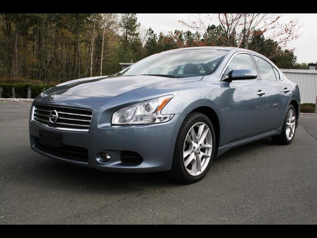 2010 Nissan Maxima