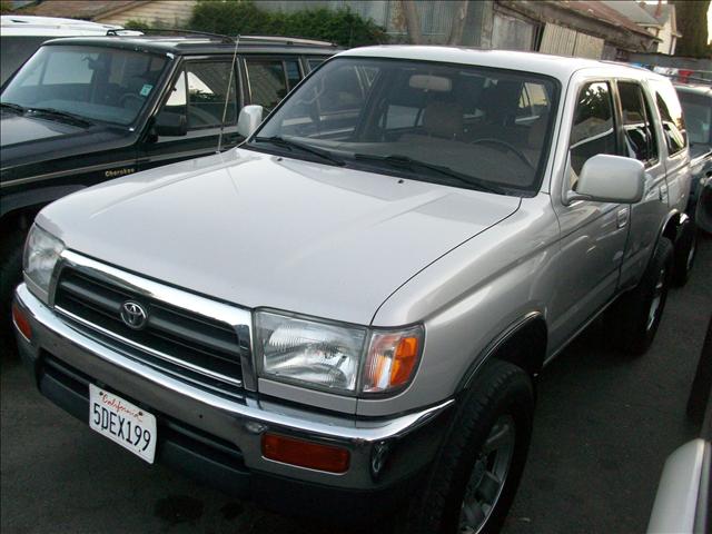 1998 TOYOTA 4RUNNER SR5, silver, 4 ...