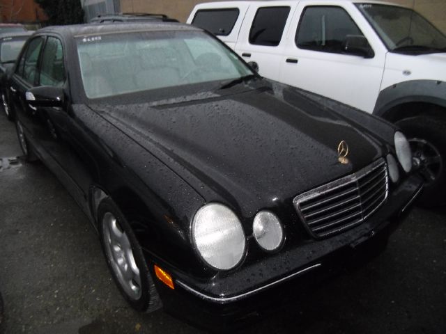 2000 MERCEDES-BENZ E-CLASS E430 black 0 miles VIN wdbjf70j1ya985871 
