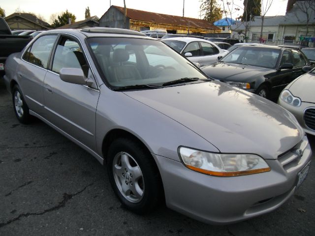 1999 HONDA ACCORD EX V6 SEDAN silver 151379 miles VIN 1HGCG1655XA006822 