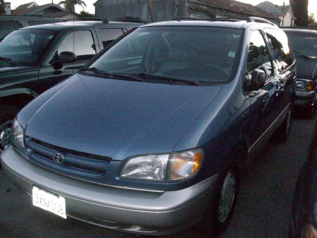 1998 TOYOTA SIENNA XLE, blue, ...