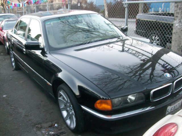 1997 BMW 7 SERIES 740IL black 4 door automatic transmission rear wheel drive alloy wheels sun