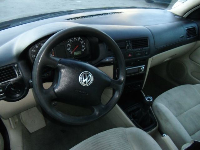 http://cimages3.carsforsale.com/369015/8C4114CB-D397-4349-8A3D-7838A2A9676C_10.jpg?dt=031420131249
