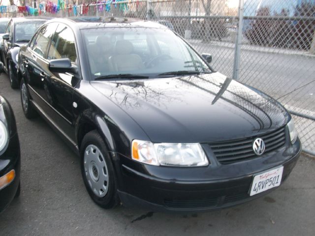 2001 VOLKSWAGEN PASSAT GLS, black, ...