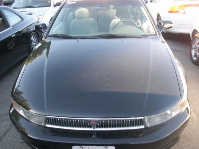 http://cimages3.carsforsale.com/369015/AC4C188E-9D29-4347-9CAE-2B02EF083490_2.jpg?dt=072920121710