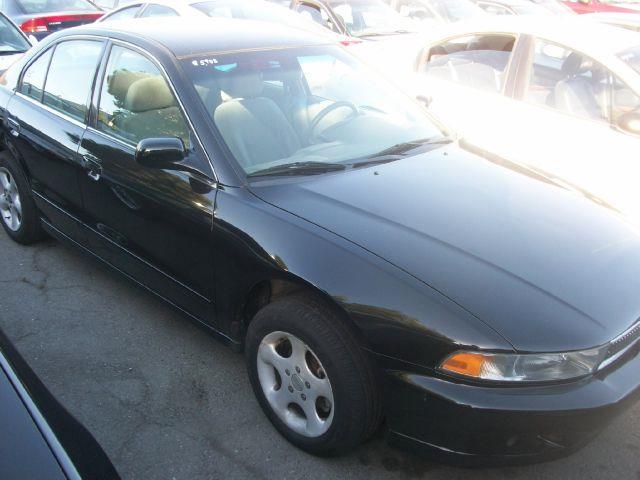 http://cimages3.carsforsale.com/369015/AC4C188E-9D29-4347-9CAE-2B02EF083490_3.jpg?dt=072920121710