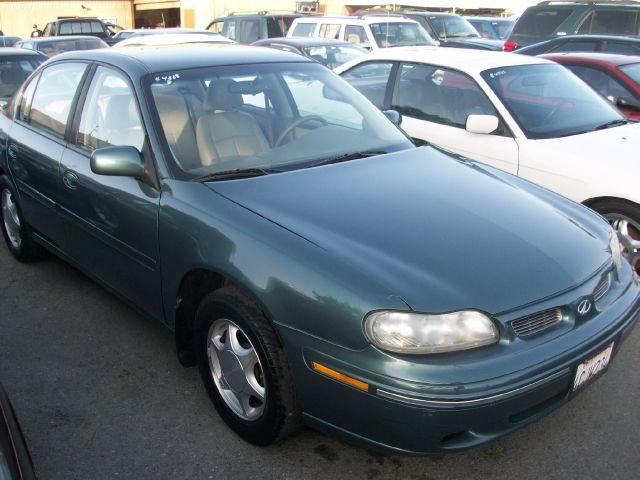 1998 OLDSMOBILE CUTLASS GLS, ...