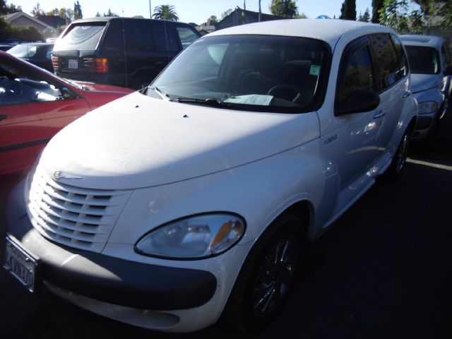 2001 CHRYSLER PT CRUISER white 0 miles VIN 3C4FY4BB51T289938 