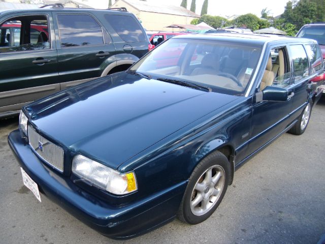 1997 VOLVO 850 SERIES green abs brakesair conditioninganti-brake system 4-wheel absbody style