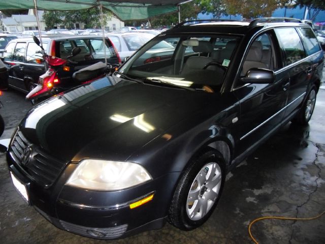 2002 VOLKSWAGEN PASSAT GLX gray 0 miles VIN WVWWH63BX2E140775 