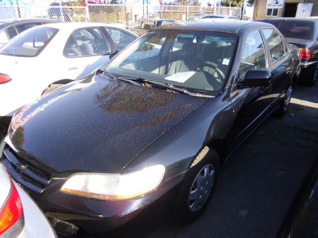2000 HONDA ACCORD DX SEDAN black 4 door front wheel drive power steering rear defrost driver a