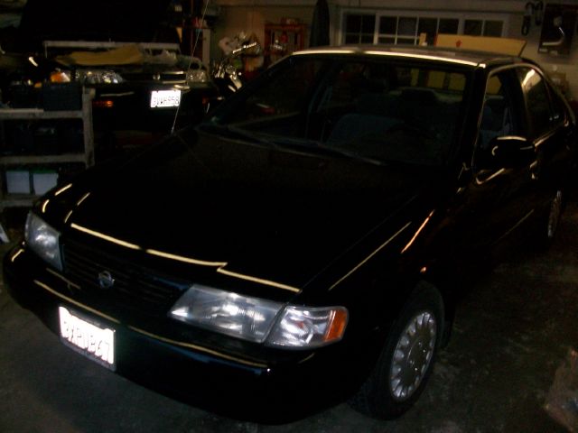 1996 Nissan Sentra for sale