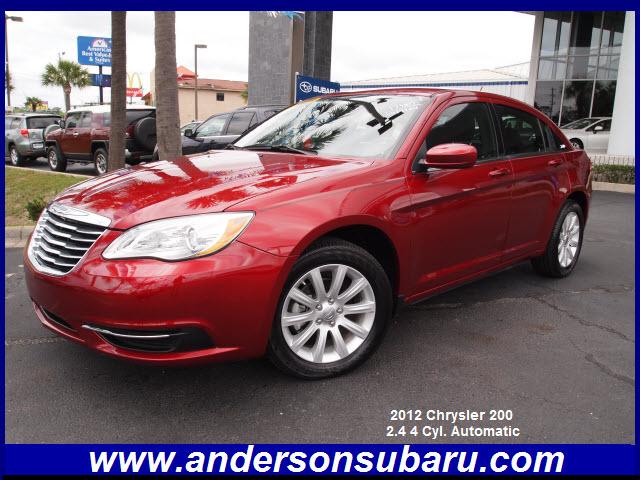 2012 Chrysler 200