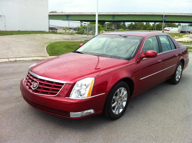 2011 Cadillac DTS for sale