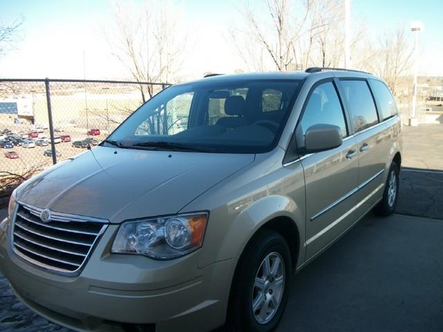 2010 Chrysler Town & Country for sale